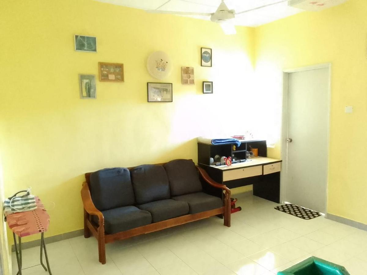 Holiday Home Bagan Lalang 5 Aircon Kampong Bagan Lalang Buitenkant foto