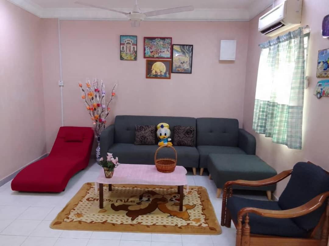 Holiday Home Bagan Lalang 5 Aircon Kampong Bagan Lalang Buitenkant foto